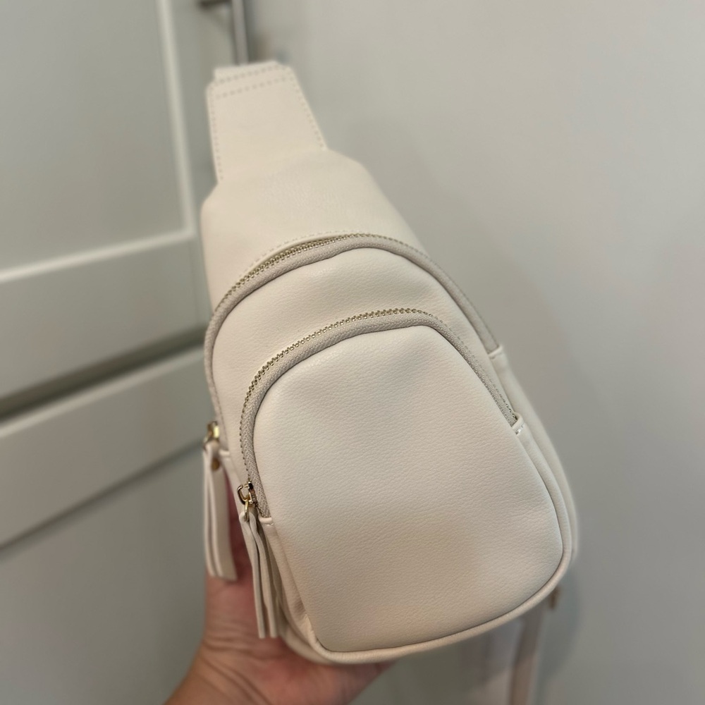 Chic Cream Crossbody Bag